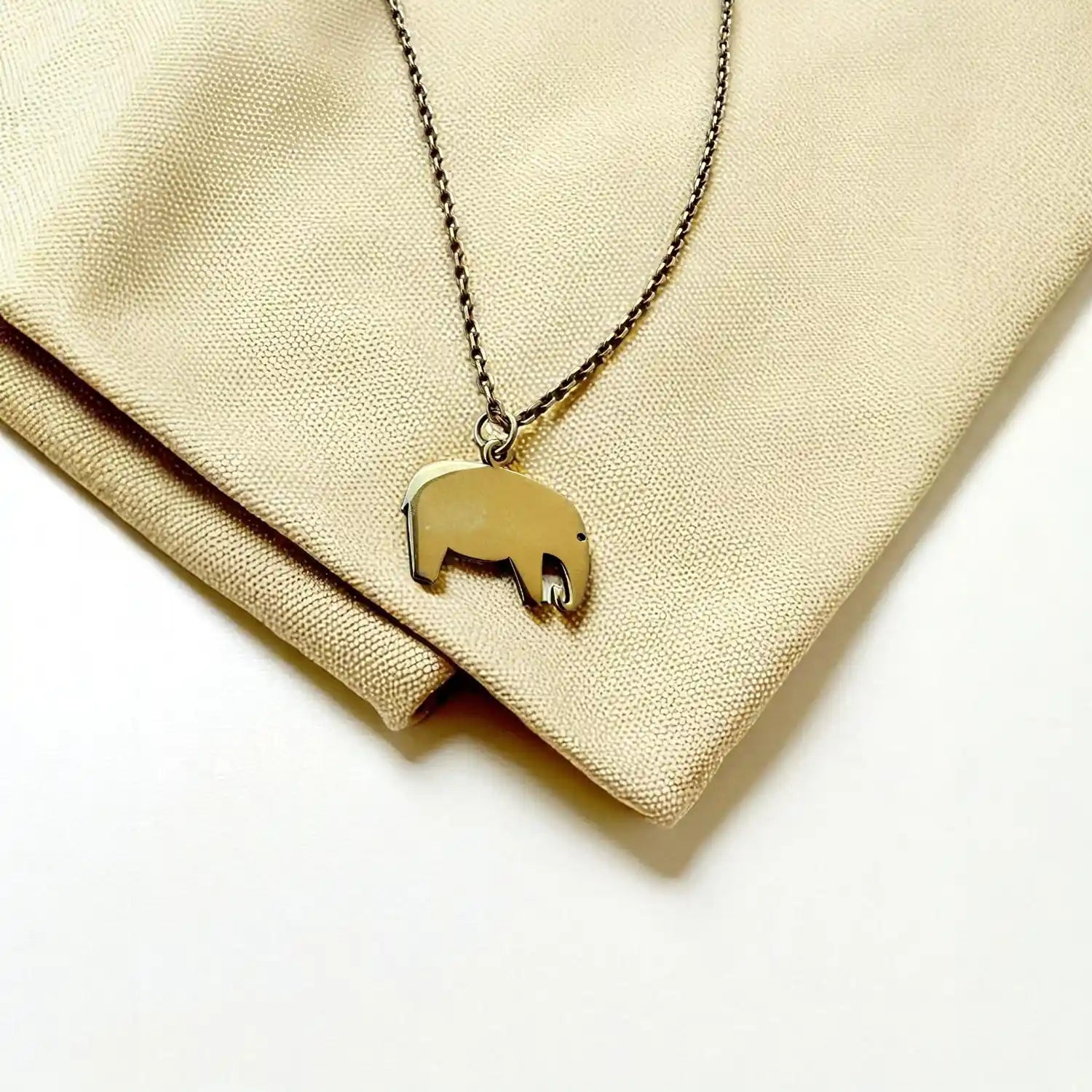 hediye gümüş kolye