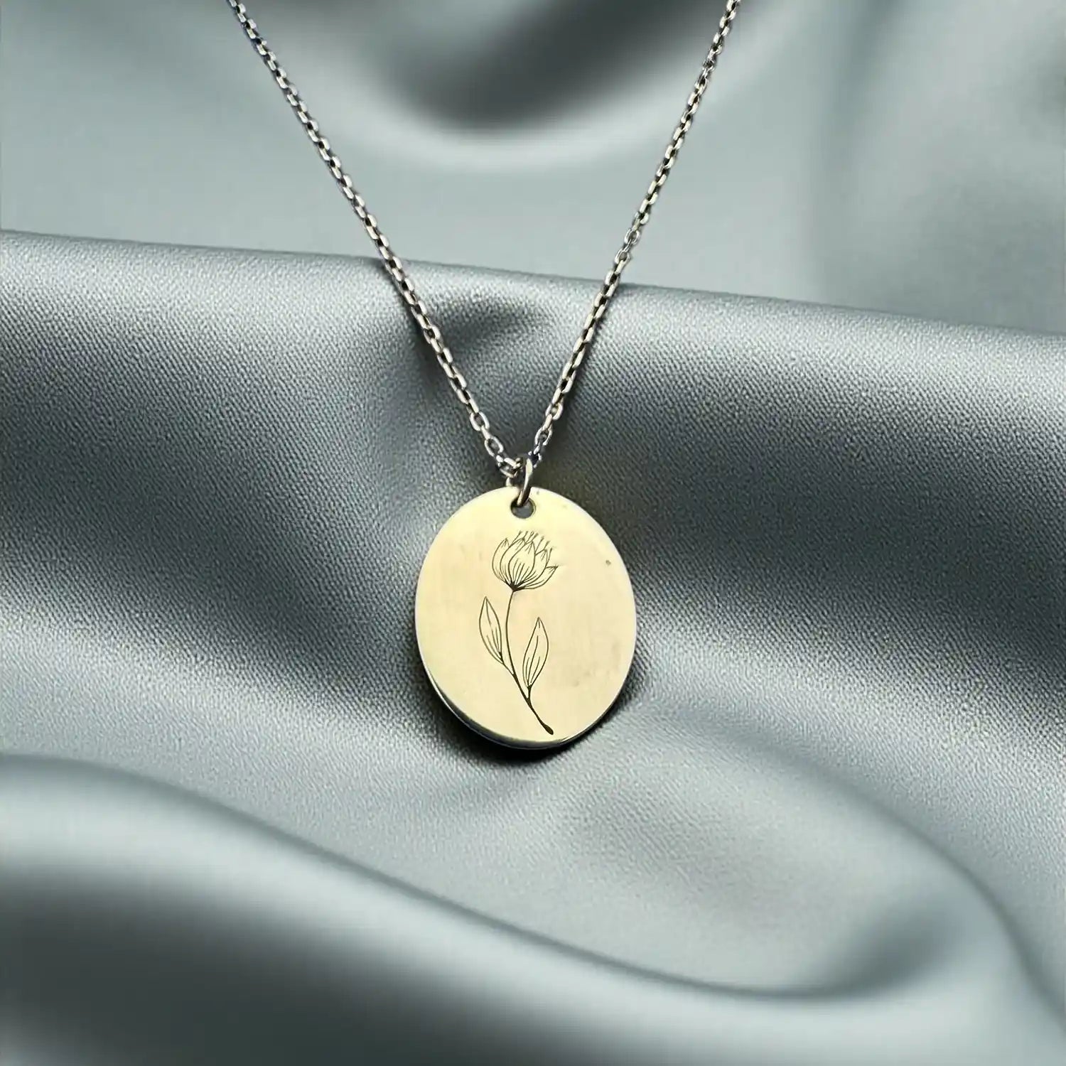 altın kaplama gümüş çiçek kolye