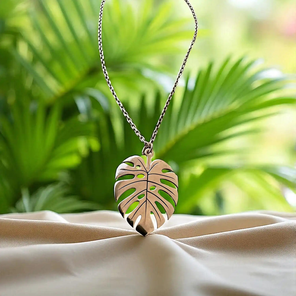 kadın gümüş kolye 