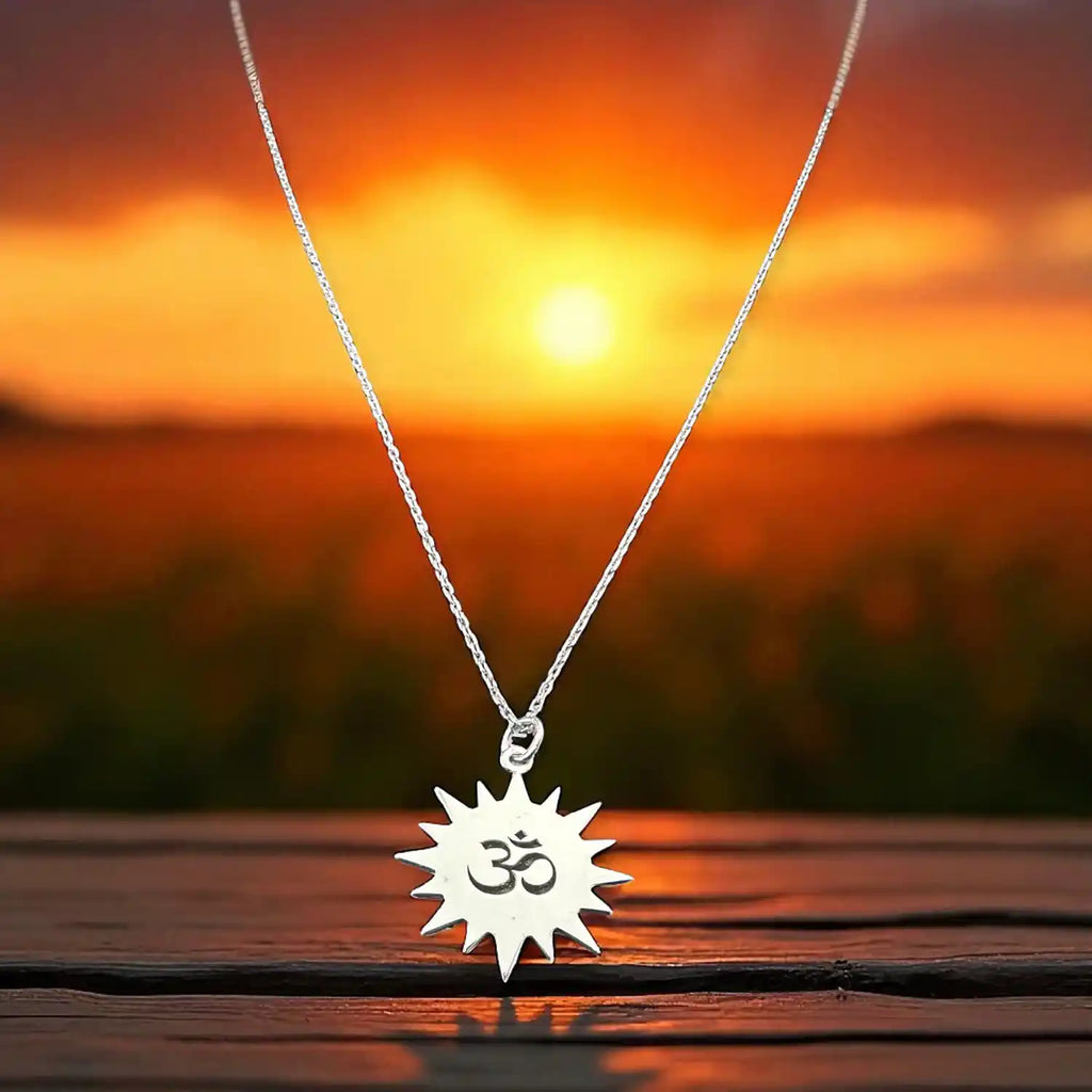 Om Sembolü Kolye – 925 Ayar Gümüş & Altın Kaplama & Rose Kaplama Spiritüel Takı