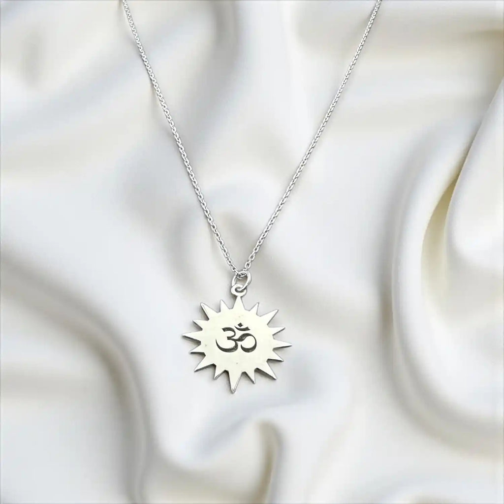 925 ayar gümüş kolye